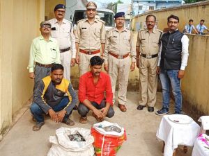 आबकारी विभाग द्वारा 22.86 लीटर अवैध देशी शराब जप्त आबकारी विभाग द्वारा 22.86 लीटर अवैध देशी शराब जप्त