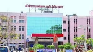  मेकाहारा में 325 करोड़ की लागत से बनेगा 7 मंजिला 700 बिस्तर का अत्याधुनिक सुपर स्पेशलिटी अस्पताल