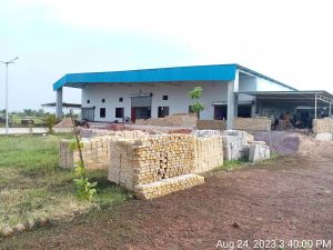 दानीकोकड़ी में बड़े पैमाने पर तैयार किया जा रहा है पेवर ब्लॉक यूनिट, युवाओं को मिल रहा रोजगार दानीकोकड़ी में बड़े पैमाने पर तैयार किया जा रहा है पेवर ब्लॉक यूनिट, युवाओं को मिल रहा रोजगार