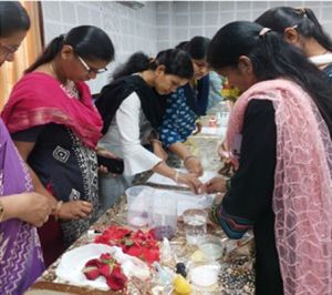 शिक्षकों ने जाना नवीन शिक्षण पद्धतियों के माध्यम से विज्ञान को रोचक तरीके से पढ़ाने के तरीके शिक्षकों ने जाना नवीन शिक्षण पद्धतियों के माध्यम से विज्ञान को रोचक तरीके से पढ़ाने के तरीके