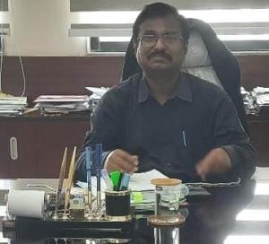 आवास-पर्यावरण एवं वाणिज्यिक कर आबकारी के विशेष सचिव के पद पर महादेव कावरे ने किया कार्यभार ग्रहण आवास-पर्यावरण एवं वाणिज्यिक कर आबकारी के विशेष सचिव के पद पर महादेव कावरे ने किया कार्यभार ग्रहण