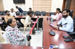 दिव्यांग ने कम्प्यूटर कोर्स की पढ़ाई हेतु सहयोग राशि के लिए दिया आवेदन दिव्यांग ने कम्प्यूटर कोर्स की पढ़ाई हेतु सहयोग राशि के लिए दिया आवेदन