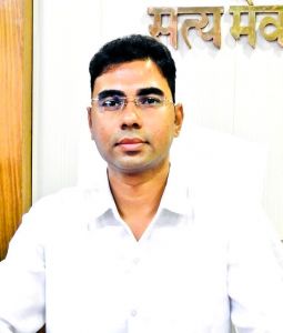 कलेक्टर ने की अनिवार्य रूप से मतदान करने की अपील कलेक्टर ने की अनिवार्य रूप से मतदान करने की अपील