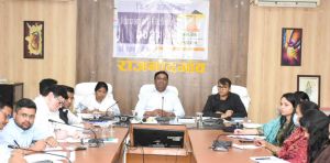 राजनांदगांव कलेक्टर ने मतगणना कार्य की तैयारी के संबंध में ली बैठक राजनांदगांव कलेक्टर ने मतगणना कार्य की तैयारी के संबंध में ली बैठक