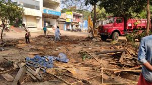 सड़क से अतिक्रमण हटे.... पार्किंग की मिली जगह