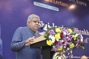  मैंने मोदी को युगपुरुष क्यों कहा क्योंकि उन्होंने देश को समावेशी, महत्वाकांक्षी, कार्य उन्मुख निर्णायक नेतृत्व दिया है-उपराष्ट्रपति 