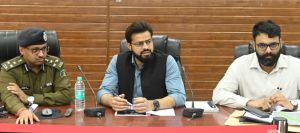 सड़क दुर्घटनाओं को रोकने सड़कों पर लगाए जाएंगे डिवाईडर और लेफ्ट टर्न फ्री