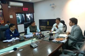  बच्चों में कुपोषण दूर करने विभाग समन्वय से करें काम : कलेक्टर