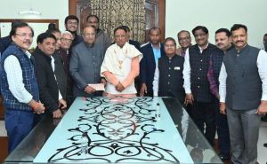  मुख्यमंत्री से जिओ गीता एवं अखिल भारतीय अग्रवाल संगठन के प्रतिनिधि मंडल ने की सौजन्य मुलाकात