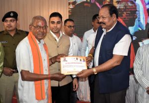  मुख्यमंत्री ने  बालोद जिले के  01 लाख 56 हजार 694 किसानों के खातें में किया 223 करोड़ 07 लाख रुपये के बोनस राशि का अंतरण