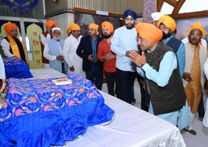  मु्ख्यमंत्री विष्णु देव साय ने बाबा जोरावर सिंह और बाबा फतेह सिंह की शहादत को किया नमन