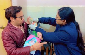  आयुर्वेद महाविद्यालय चिकित्सालय में 1480 बच्चों को कराया गया स्वर्ण अमृत प्राशन