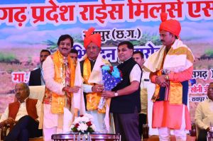  किसान और राइस मिलर्स हमारी अर्थव्यवस्था के दो पहिए : मुख्यमंत्री विष्णु देव साय