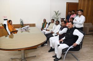 महिला एवं बाल विकास मंत्री लक्ष्मी राजवाड़े ने मंत्रालय में संभाला पदभार