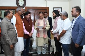  मुख्यमंत्री से सतनामी उत्थान एवं जागृति समिति के प्रतिनिधिमंडल ने की सौजन्य मुलाकात 