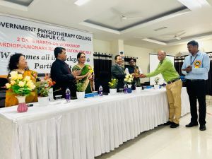  विशेषज्ञों ने बताया- "जल्दी साँस फूलने कि स्थिति में करें डायाफ्रैगमैटिक ब्रीदिंग, साँस लेने की प्रक्रिया हो जाएगी ठीक"