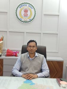 जनहित के कार्य प्राथमिकता से समय मे पुरा हो-आयुक्त