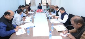 वाणिज्य एवं उद्योग मंत्री लखनलाल देवांगन ने विभागीय काम-काज की समीक्षा की वाणिज्य एवं उद्योग मंत्री लखनलाल देवांगन ने विभागीय काम-काज की समीक्षा की