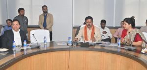 अपने विभागों को डिजीटल प्लेटफार्म पर लायें : उप मुख्यमंत्री विजय शर्मा अपने विभागों को डिजीटल प्लेटफार्म पर लायें : उप मुख्यमंत्री विजय शर्मा