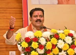 ब्रिटेन में बने कानून की बजाए भारत अब अपने कानून से संचालित होगा: उपमुख्यमंत्री श्री शर्मा ब्रिटेन में बने कानून की बजाए भारत अब अपने कानून से संचालित होगा: उपमुख्यमंत्री श्री शर्मा