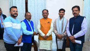  मुख्यमंत्री ने अंडर-19 राष्ट्रीय वाटर पोलो प्रतियोगिता के लिए चयनित अभिजीत की खेल प्रतिभा को सराहा