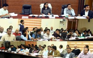 अधिकारी कर्मचारियोें का डाटाबेस तैयार कर निर्वाचन कार्यालय में उपलब्ध कराने की जिम्मेदारी कार्यालय प्रमुख की अधिकारी कर्मचारियोें का डाटाबेस तैयार कर निर्वाचन कार्यालय में उपलब्ध कराने की जिम्मेदारी कार्यालय प्रमुख की