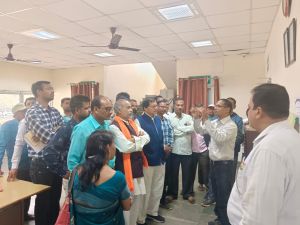 जिले के गन्ना कृषकों ने किया टिश्यू कल्चर लैब रायपुर का भ्रमण जिले के गन्ना कृषकों ने किया टिश्यू कल्चर लैब रायपुर का भ्रमण