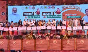 महतारी के चेहरे पर अब वंदन की चमक