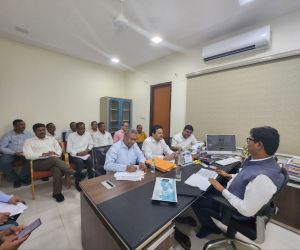 आवास एवं पर्यावरण मंत्री ओपी चौधरी ने की छत्तीसगढ़ गृह निर्माण मंडल के कार्यों की समीक्षा आवास एवं पर्यावरण मंत्री ओपी चौधरी ने की छत्तीसगढ़ गृह निर्माण मंडल के कार्यों की समीक्षा