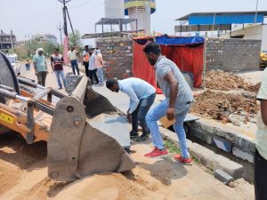  निगम  ने कैनाल लींकिंग रोड में अवैध अतिक्रमण हटाया