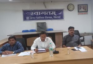 गर्मी में पेयजल की पर्याप्त व्यवस्था सुनिश्चित हो-आयुक्त