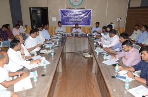  बीज एवं उर्वरक का अग्रिम उठाव के लिए कृषकों को प्रोत्साहित करें: डॉ गौरव सिंह