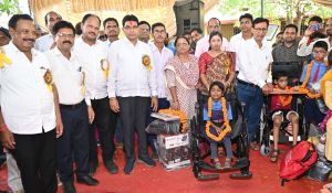 क्तित्व विकास के लिए पढ़ाई के साथ खेल एवं कला जरूरी: मंत्री टंक राम वर्मा क्तित्व विकास के लिए पढ़ाई के साथ खेल एवं कला जरूरी: मंत्री टंक राम वर्मा