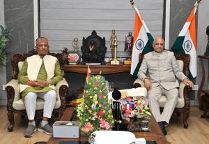  मुख्यमंत्री ने महाराष्ट्र के राज्यपाल रमेश बैस से की सौजन्य मुलाकात