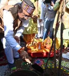   मुख्यमंत्री ने &lsquo;एक पेड़ मां के नाम&rsquo; महा वृक्षारोपण अभियान-2024 का किया शुभारंभ