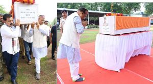  मुख्यमंत्री विष्णु देव साय और उप मुख्यमंत्री   विजय शर्मा ने शहीद जवान के पार्थिव शरीर को कांधा दिया