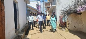  एसडीएम ने डायरिया प्रभावित  मदनपुर में लगाई चौपाल