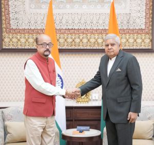नई दिल्ली में उपराष्ट्रपति श्री जगदीप धनखड़ से राज्यपाल श्री रमेन डेका ने की सौजन्य मुलाकात