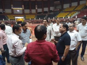 इंडोर स्टेडियम में जोहार तिरंगा कार्यक्रम की तैयारियों का विधायक व कलेक्टर ने लिया जायजा इंडोर स्टेडियम में जोहार तिरंगा कार्यक्रम की तैयारियों का विधायक व कलेक्टर ने लिया जायजा