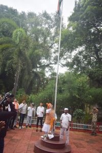 छत्तीसगढ़ भवन में उप मुख्यमंत्री अरूण साव ने किया ध्वजारोहण छत्तीसगढ़ भवन में उप मुख्यमंत्री अरूण साव ने किया ध्वजारोहण