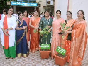 पावर कंपनी की आदर्शिनी महिला मण्डल द्वारा 78 वां स्वतंत्रता दिवस मनाया गया पावर कंपनी की आदर्शिनी महिला मण्डल द्वारा 78 वां स्वतंत्रता दिवस मनाया गया