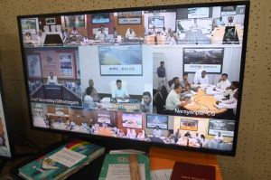  मुख्य सचिव ने वीडियो कॉन्फ्रेंसिंग के माध्यम से महत्वपूर्ण योजनाओं की ली समीक्षा