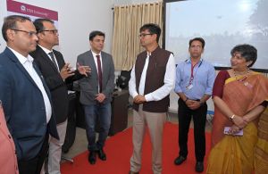 स्वाभिमानी और स्वावलंबी युवाओं से भारत बनेगा ग्लोबल पावर: वित्त मंत्री ओ.पी. चौधरी स्वाभिमानी और स्वावलंबी युवाओं से भारत बनेगा ग्लोबल पावर: वित्त मंत्री ओ.पी. चौधरी