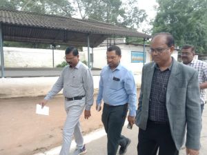 प्रधान जिला एवं सत्र न्यायाधीश ने रायपुर केंद्रीय जेल का किया औचक निरीक्षण प्रधान जिला एवं सत्र न्यायाधीश ने रायपुर केंद्रीय जेल का किया औचक निरीक्षण