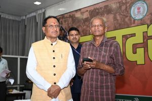  बुजुर्ग बिसेश्वर के कानों में फिर गूंजेगी राम धुन