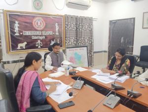  संभाग आयुक्त ने विसी के जरिए ली समीक्षा बैठक