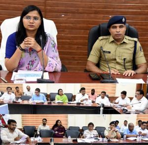 यातायात नियमों का पालन ना करने वालों पर होगी कार्यवाही, आम नागरिक कर सकते हैं ’एम परिवहन ऐप’ के माध्यम से शिकायत यातायात नियमों का पालन ना करने वालों पर होगी कार्यवाही, आम नागरिक कर सकते हैं ’एम परिवहन ऐप’ के माध्यम से शिकायत