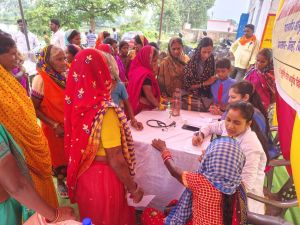 आयुष स्वास्थ्य शिविर में 270 मरीजों का निःशुल्क इलाज आयुष स्वास्थ्य शिविर में 270 मरीजों का निःशुल्क इलाज