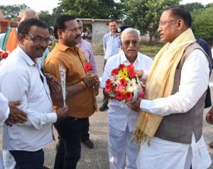 *मुख्यमंत्री विष्णु देव साय का भिलाई 3 पहुंचने पर आत्मीय स्वागत* *मुख्यमंत्री विष्णु देव साय का भिलाई 3 पहुंचने पर आत्मीय स्वागत*