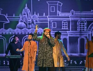 *बस्तर मड़ई और क्षेत्रीय सरस मेला में भव्य सांस्कृतिक कार्यक्रम का आयोजन* *बस्तर मड़ई और क्षेत्रीय सरस मेला में भव्य सांस्कृतिक कार्यक्रम का आयोजन*